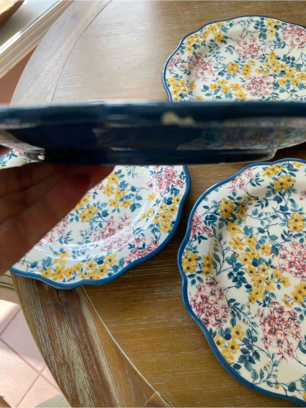 Pioneer Women Pretty Posies Scalloped Floral Dinner Plates 10.75”-  set of 4
